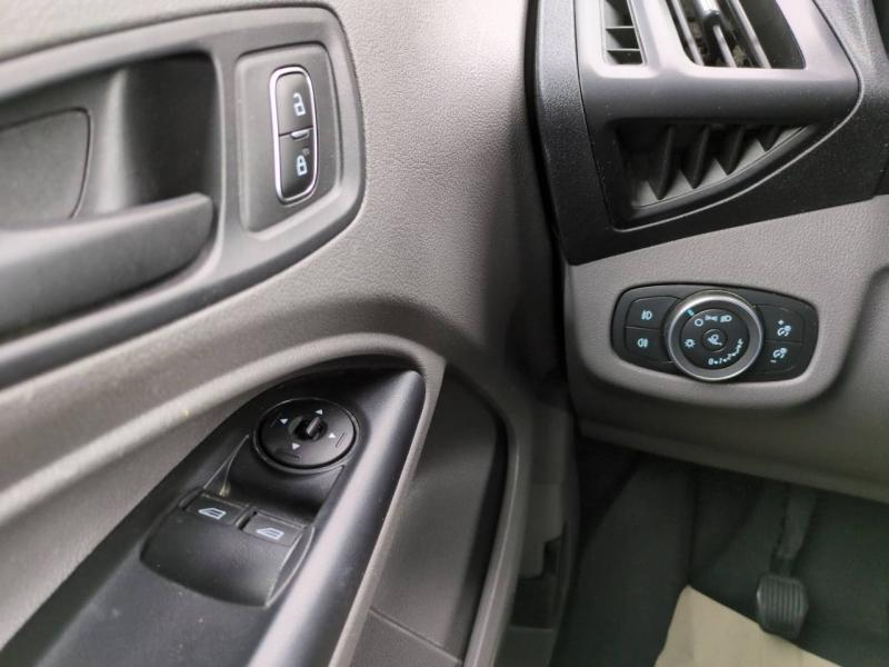 FORD Transit Connect VUL d’occasion à vendre à NÎMES chez SNMA (Photo 17)