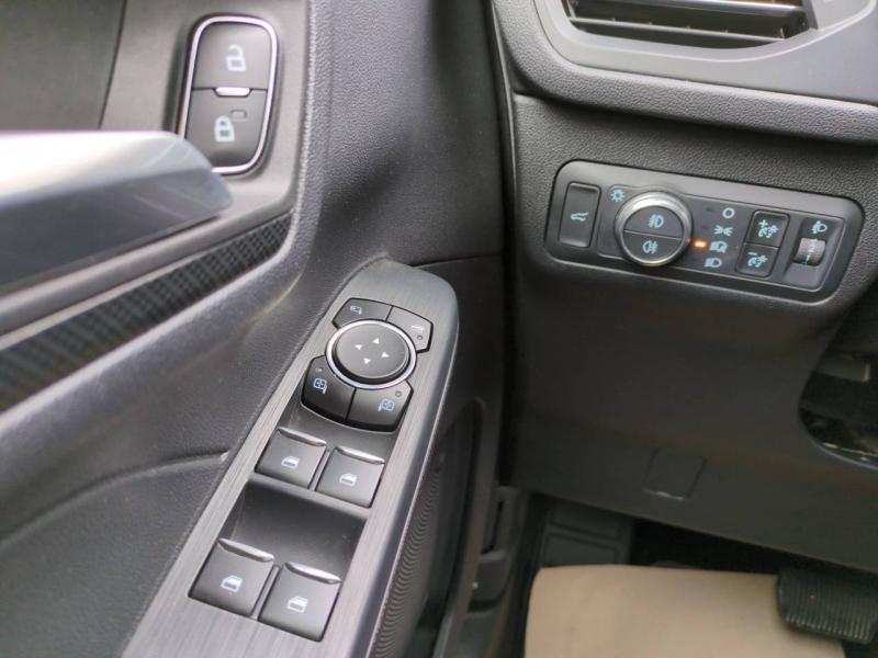 FORD Kuga d’occasion à vendre à NÎMES chez SNMA (Photo 14)