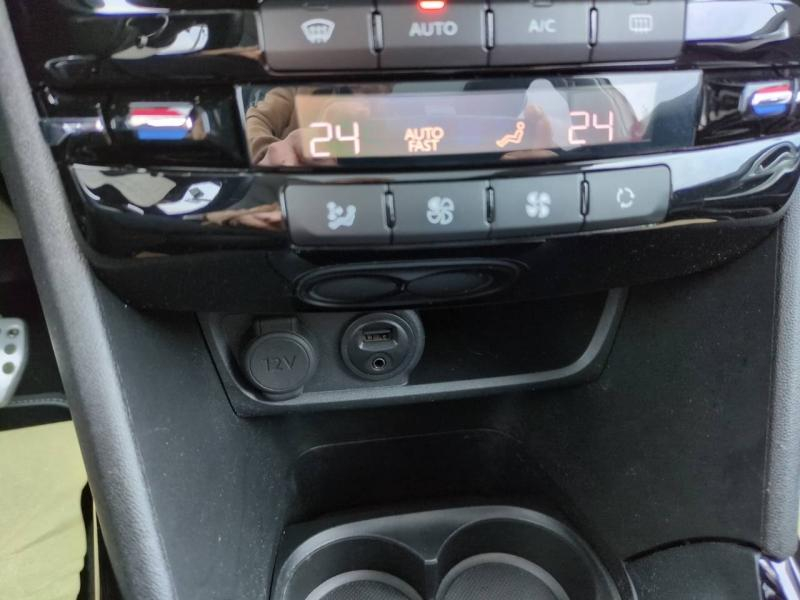 PEUGEOT 2008 d’occasion à vendre à NÎMES chez SNMA (Photo 9)