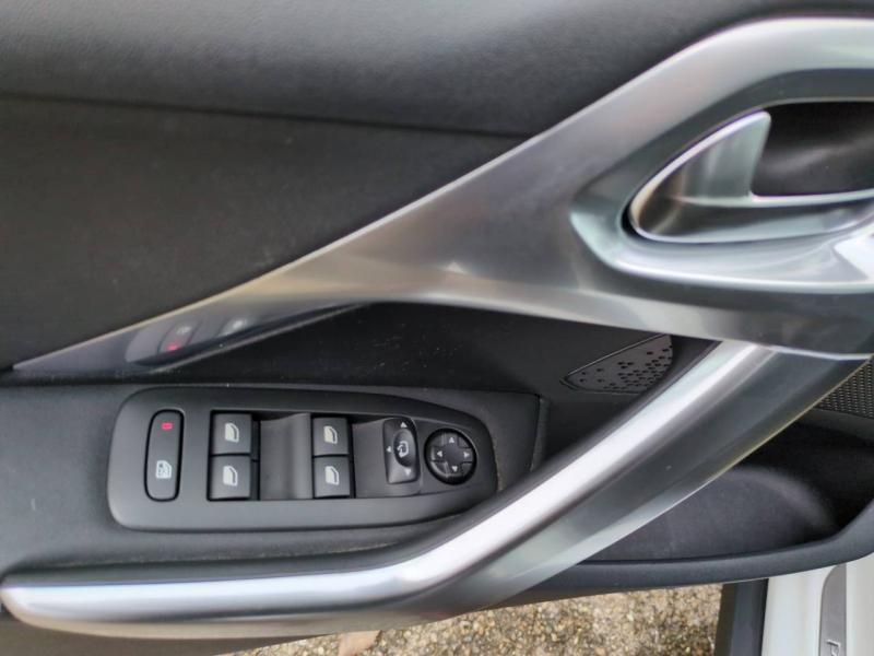 PEUGEOT 2008 d’occasion à vendre à NÎMES chez SNMA (Photo 13)