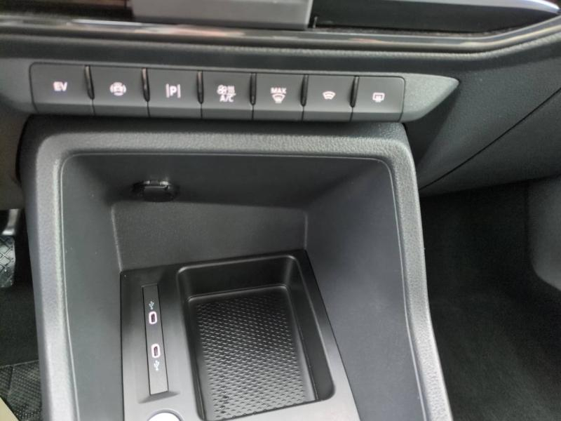 FORD Grd Tourneo Connect d’occasion à vendre à NÎMES chez SNMA (Photo 10)