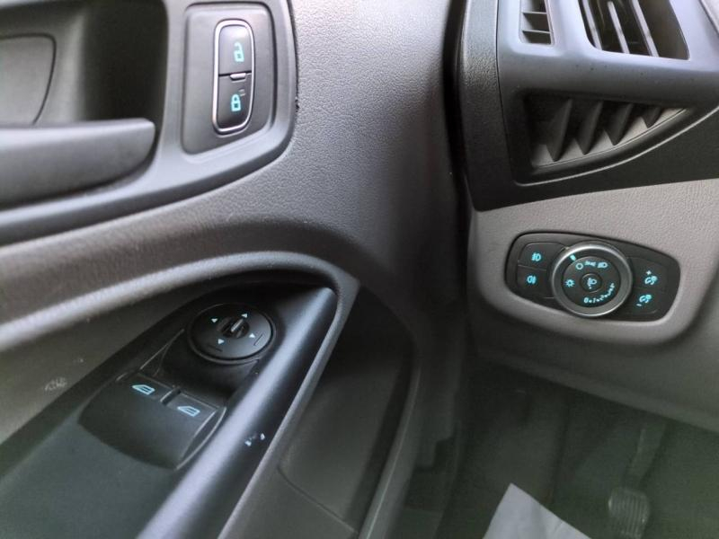 FORD Transit Connect VUL d’occasion à vendre à NÎMES chez SNMA (Photo 14)